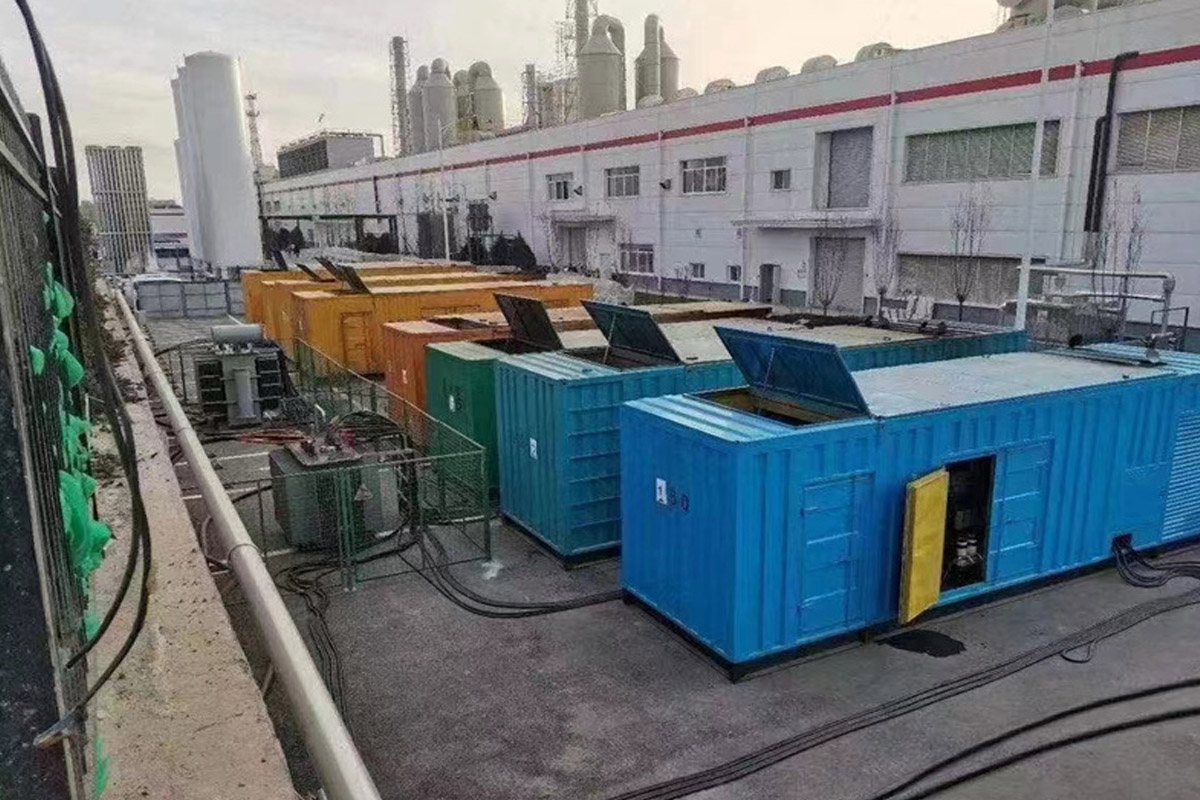 感城镇发电机租赁施工现场